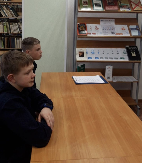 Встреча с библиотекарями МБУК ЦБС библиотеки (детской) № 25.